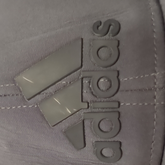 🚨3/$15 Grey Adidas Aeroready Hat - Picture 4 of 7